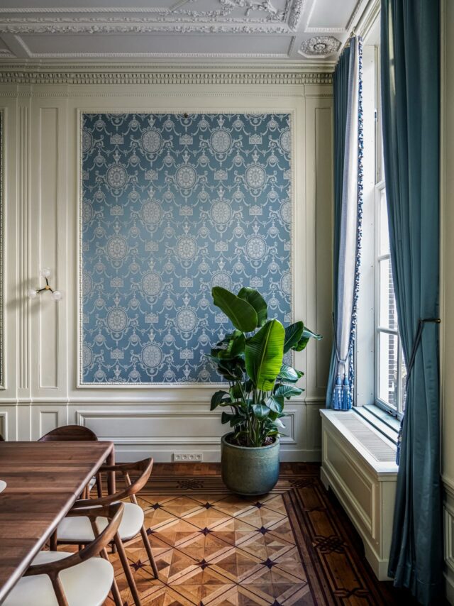 O F F I C E - A M S T E R D A M  C A N A L  D I S T R I C T

Historie en toekomst komen samen in dit monumentale grachtenpand. Een eigentijdse kantoorinrichting waar design, duurzaamheid en comfort elkaar versterken.

Foto’s: @rmariusb 

#monumentaal #kantoorinrichting #interieurdesign #duurzaamontwerp #workplacedesign grachtenpand estida designmetvisie